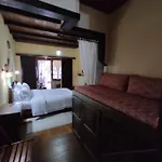 Xenonas Brizi Guest house