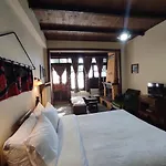 Guest house Xenonas Brizi 3*