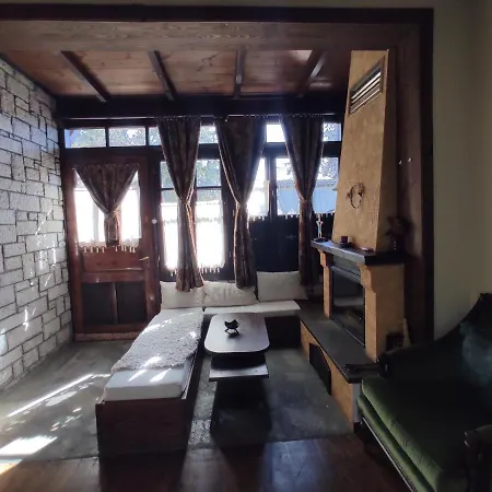Xenonas Brizi Guest house