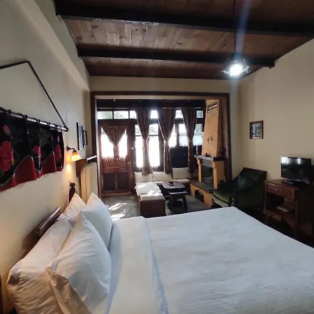 Pensión Xenonas Brizi 3*